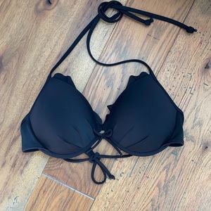 Victoria’s Secret Bikini Top